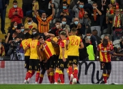 米兰体育app入口-欧洲赛场争锋，五大联赛强强对决