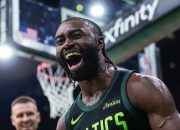 米兰体育网页版-快船奏凯尔特人，赢下激烈对决