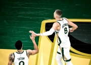 米兰体育官网-凯尔特人回归，逆转篮网