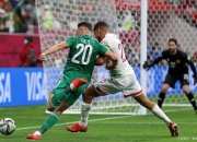 米兰体育入口-卡塔尔队在比赛中亮剑拼杀，成功晋级