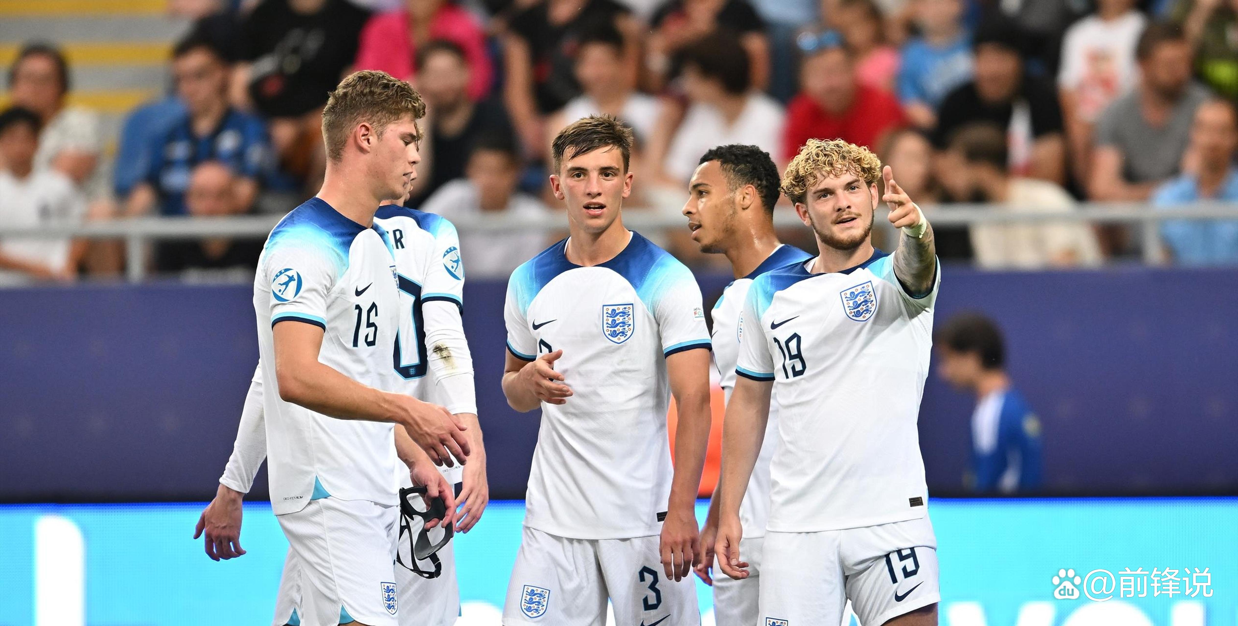 英格兰力克瑞典，晋级形势看好