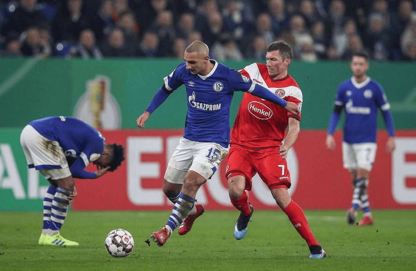 包含沙尔克04客场惨平科隆，降级命运在逼近！的词条