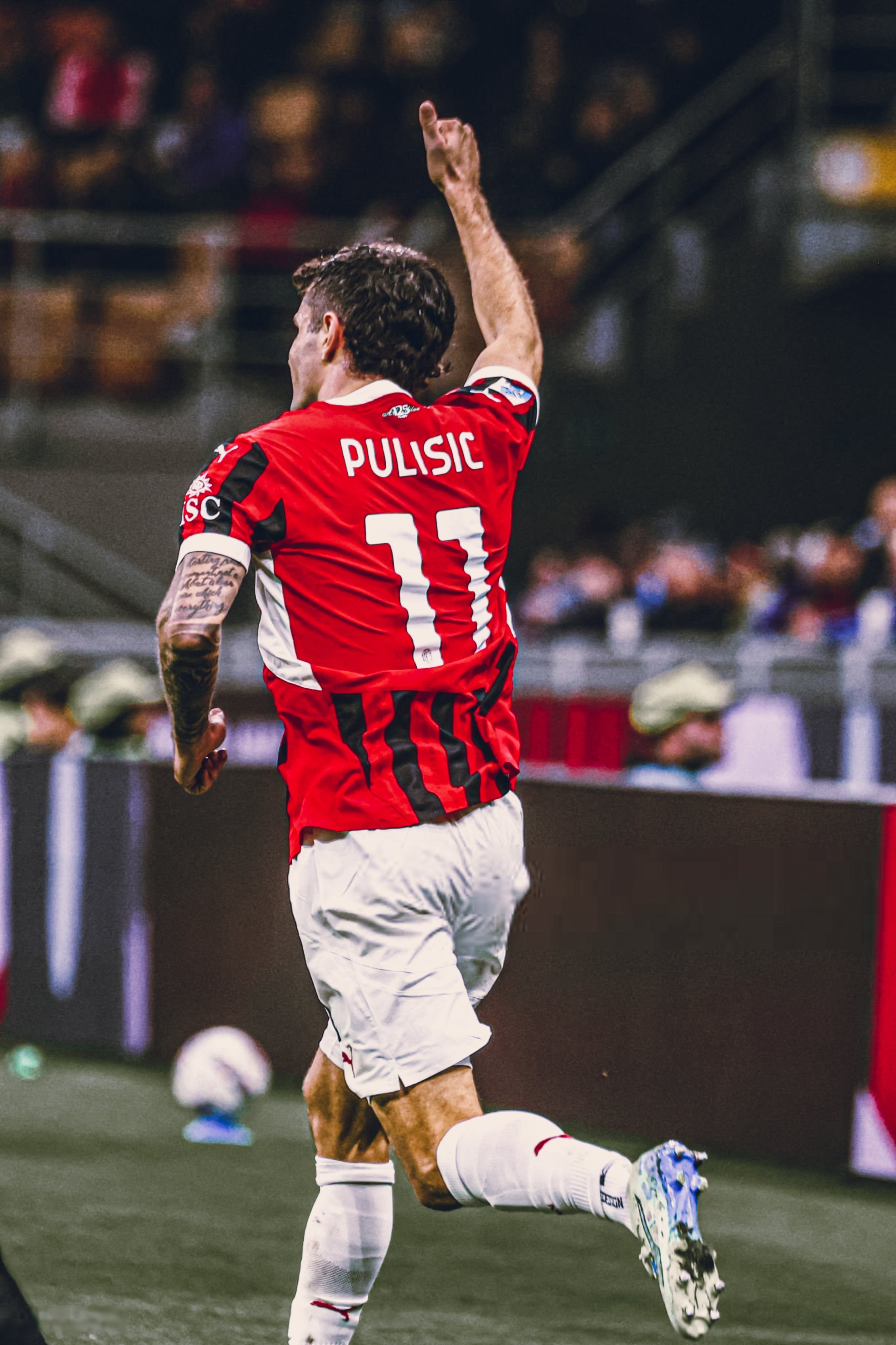 包含防守犀利的乌迪内斯主场瞄准AC米兰的词条