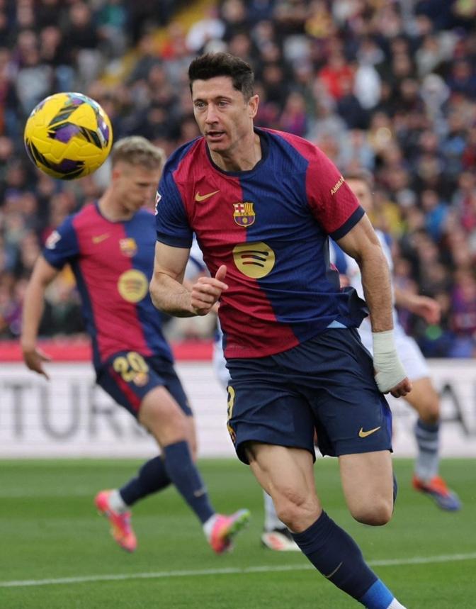 巴萨面对劲敌瞬间，默契十足