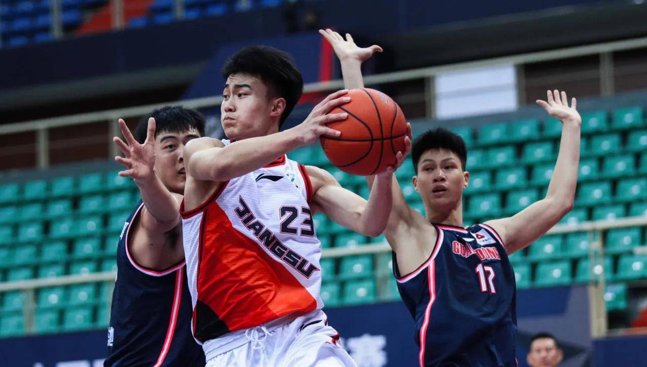 湖南队大胜江苏，开启连胜模式