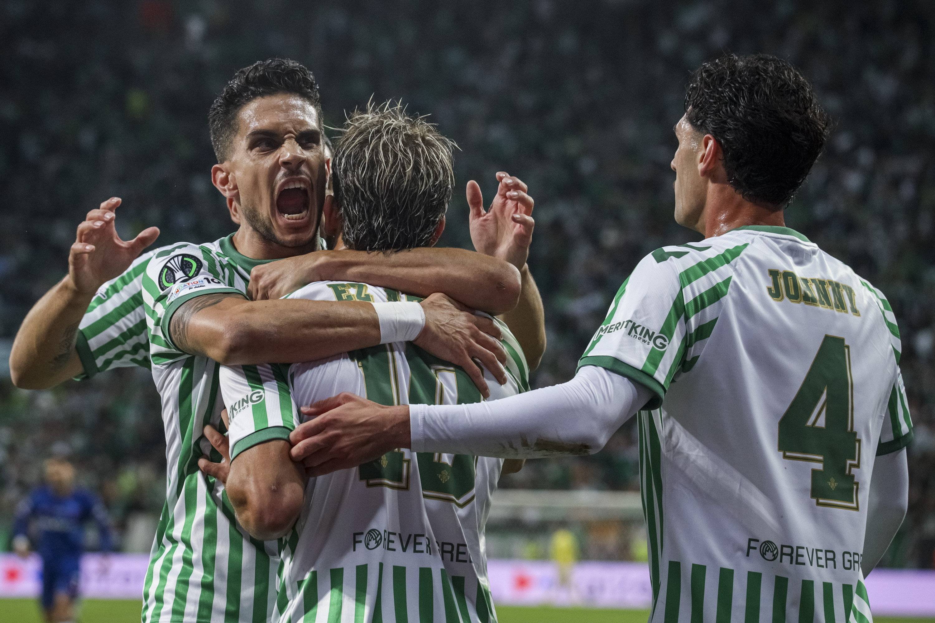 欧塞尔堡实现奇迹逆转，球队奋战至最后一刻获胜