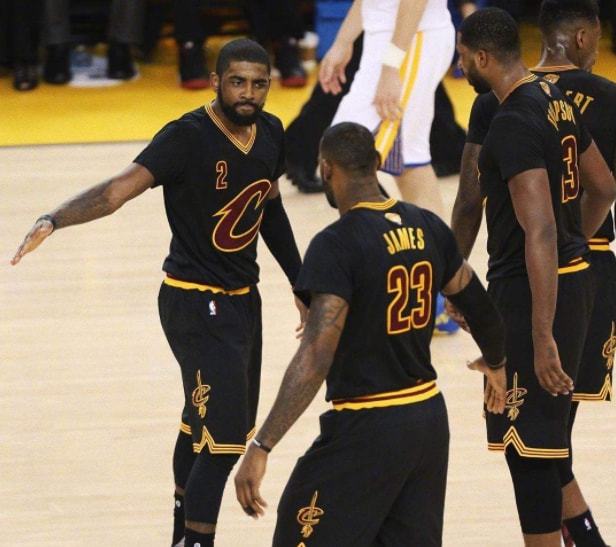 骑士对决篮网勒布朗对欧文的交锋