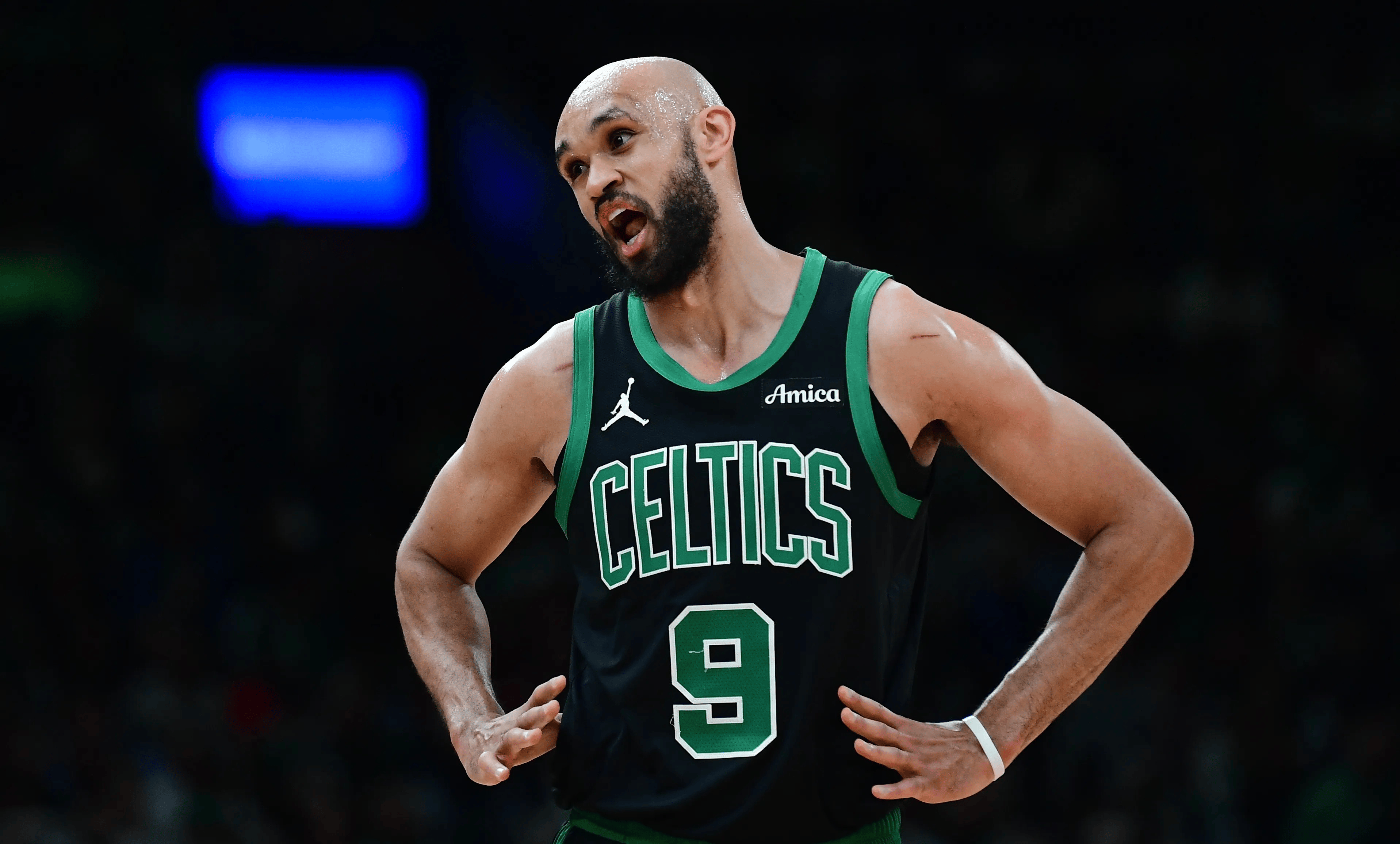 凯尔特人客场大胜尼克斯