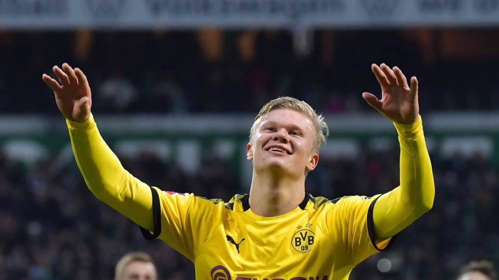 多特蒙德宣布签下来自费莱堡的年轻前锋马林霍斯