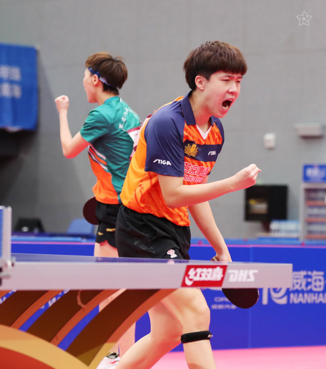 波兰队完胜日本队，许昕关键制胜